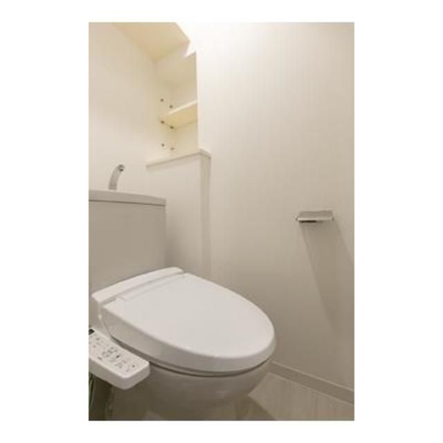 トイレ　ゆったりとした空間のトイレです