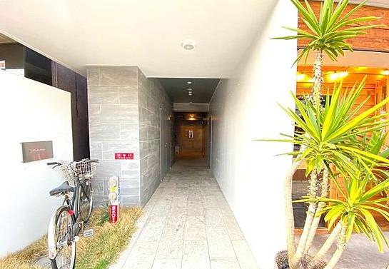 エントランス　ゆとりのあるエントランスです