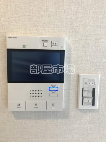 セキュリティ　モニター付きインターホン