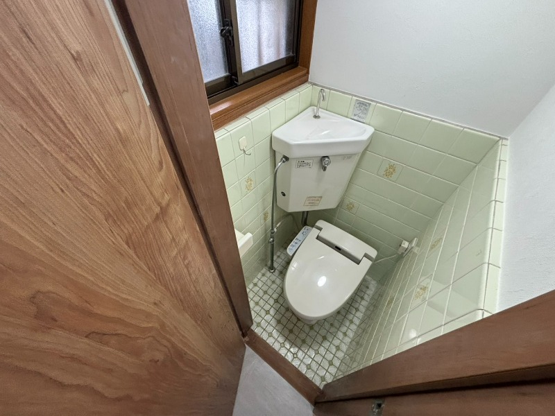 綾園3丁目貸家のトイレ写真