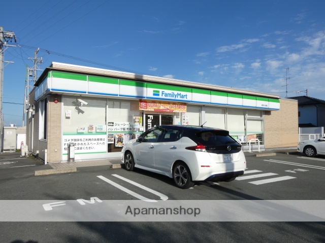 コンビニ　ファミリーマート湖西中之郷店（コンビニ）まで409m