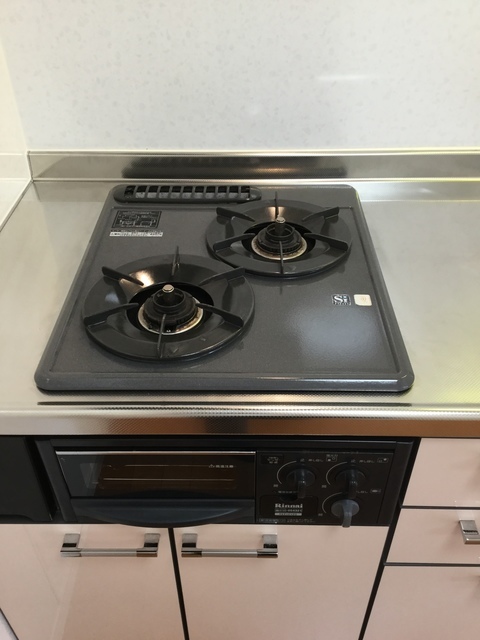 キッチン　２口ガスキッチン