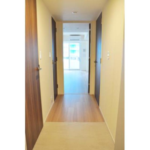 玄関　※写真は同タイプ住戸です。
