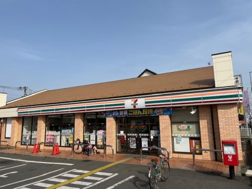 コンビニ　セブンイレブン川越諏訪町店（コンビニ）まで504m