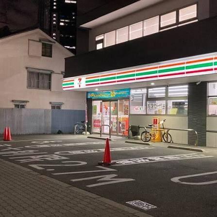 コンビニ　セブンイレブン 大阪中津南店（コンビニ）まで195m