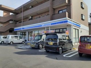 コンビニ　ローソン波木南台店（コンビニ）まで750m