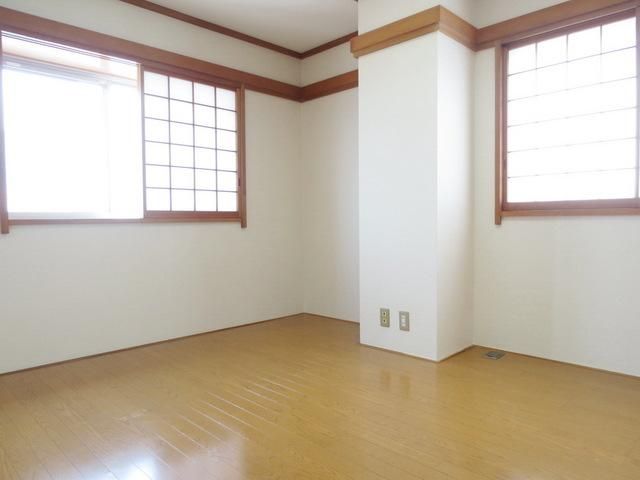その他部屋・スペース　★2面採光で日当たり良好★