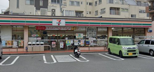 コンビニ　セブンイレブン 横浜狩場町店（コンビニ）まで374m