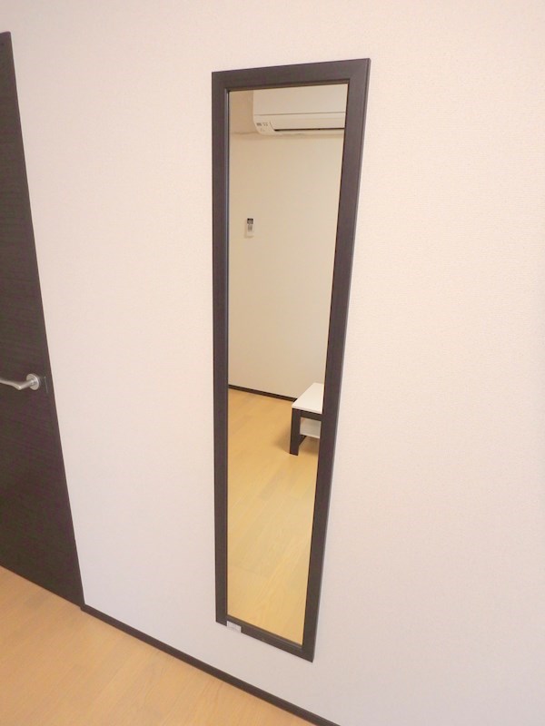 その他設備　姿見もあります