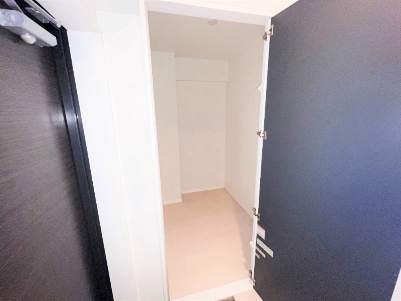 収納　同物件別部屋