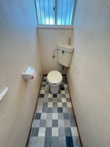 新堂戸建2-5-25のトイレ写真