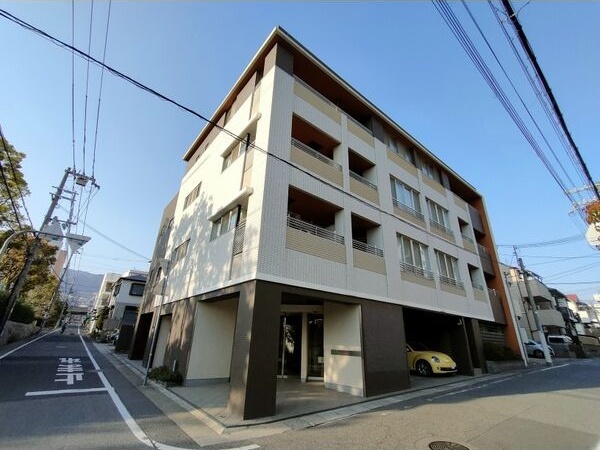 ＪＲ東海道本線 六甲道駅 徒歩8分 築18年