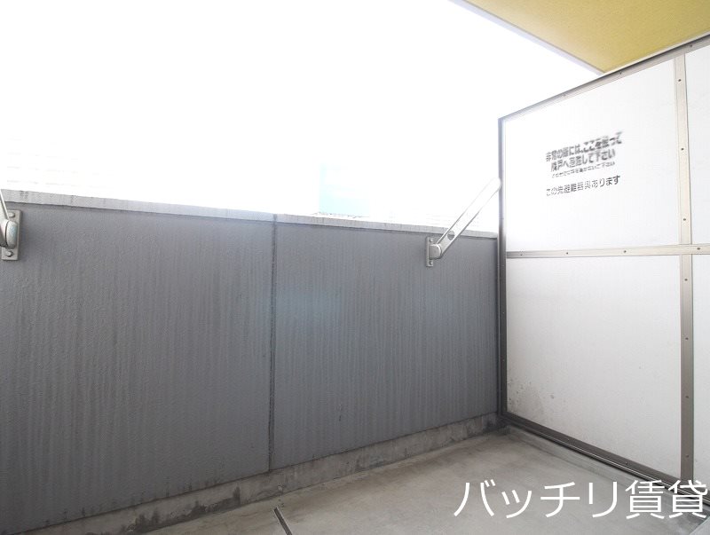 バルコニー　別号室の写真のため現状優先