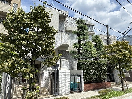 建物外観　建物外観別角度　※2026年08月の写真