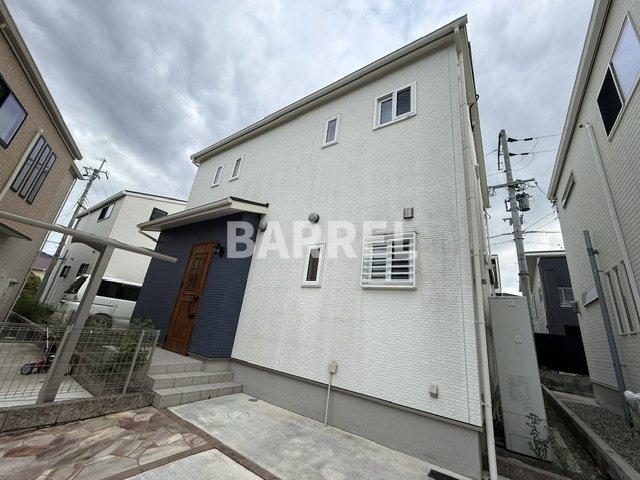 新田3丁目戸建の外観写真