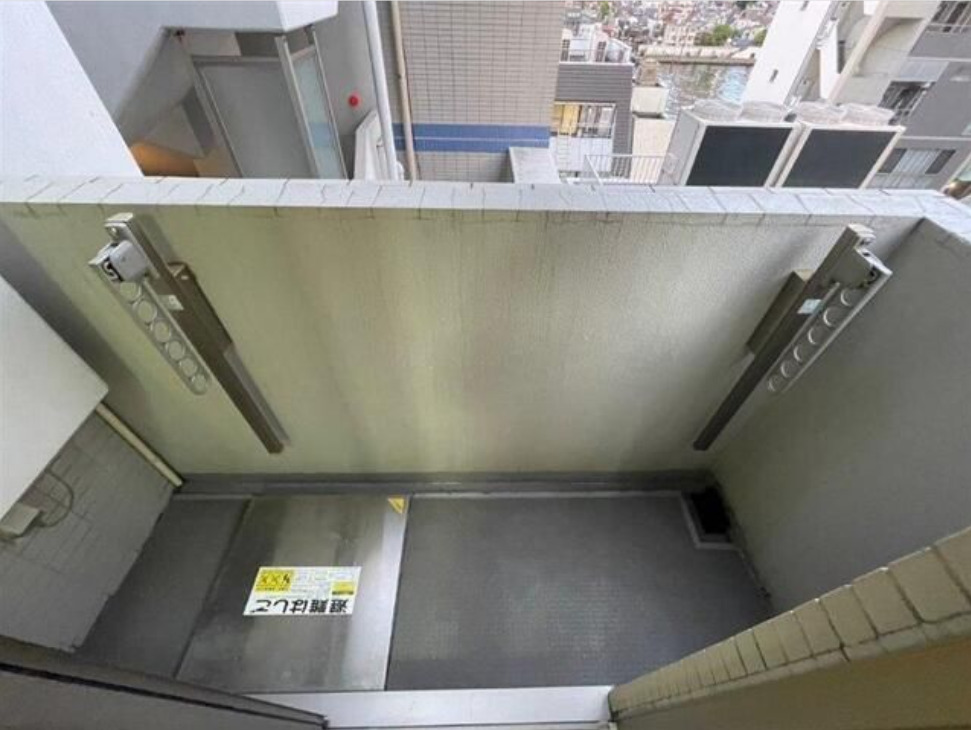 東京メトロ有楽町線 新富町駅 徒歩6分 10階建 築22年の内装写真