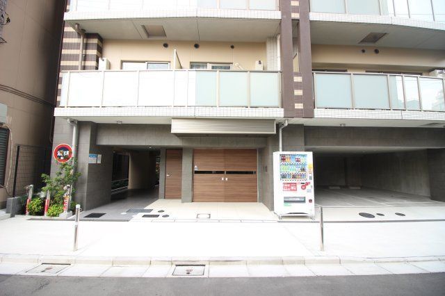 エントランス　フェルクルールプレスト池袋WEST　板橋区南町 14