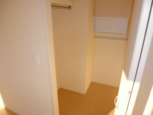 収納　ウォークインクローゼット