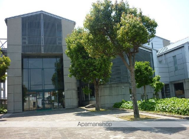 図書館　平田図書館（図書館）まで721m