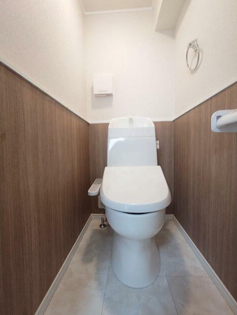 都営大江戸線 蔵前駅 徒歩2分 6階建 築54年のトイレ写真