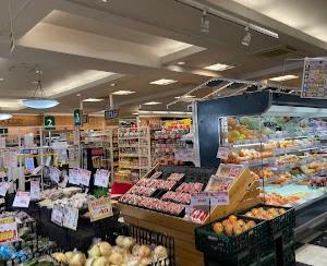 スーパー　フーズマーケットさえき潮田店（スーパー）まで372m
