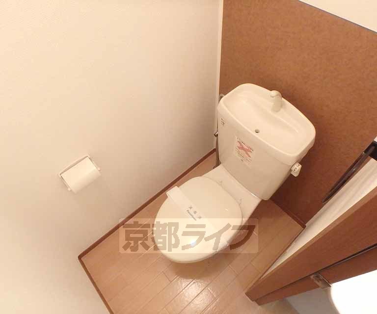 ア リープ ガーデンA B Cのトイレ写真
