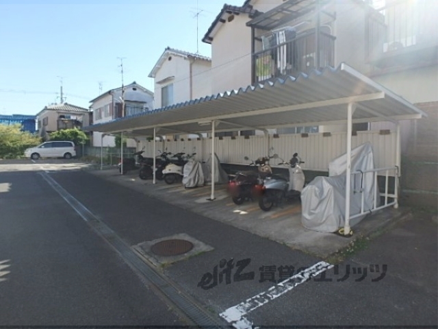 その他　バイク置き場
