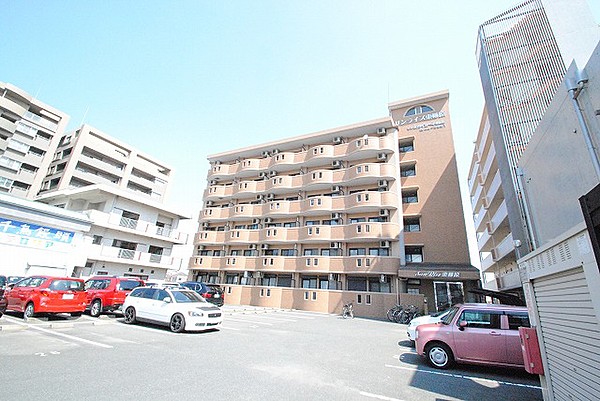 建物外観　きれいな外観です