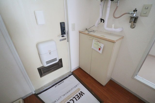収納　シューズボックス