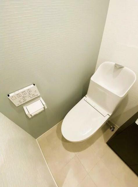 トイレ　同施工会社参考写真
