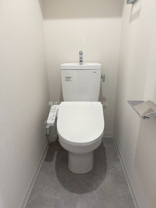 ＪＲ大阪環状線 鶴橋駅 徒歩7分 12階建 築1年のトイレ写真