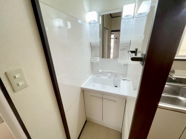 天美北5丁目貸家の内装写真