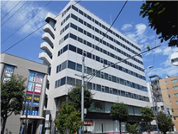 幼稚園・保育園　平岸友愛認定こども園（幼稚園・保育園）まで451m