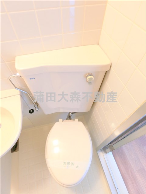ＪＲ京浜東北線 蒲田駅 徒歩3分 10階建 築42年のトイレ写真