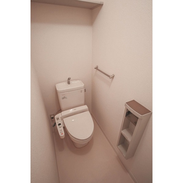 シャーメゾン湊 七番館のトイレ写真