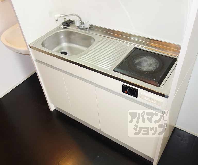 モノコモド御前A棟のキッチン写真