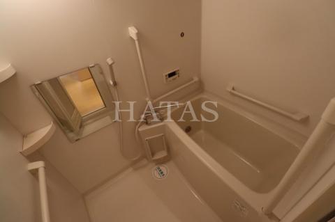 バス・シャワールーム　同物件別部屋です。