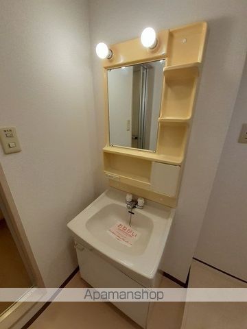 プラドールAの内装写真