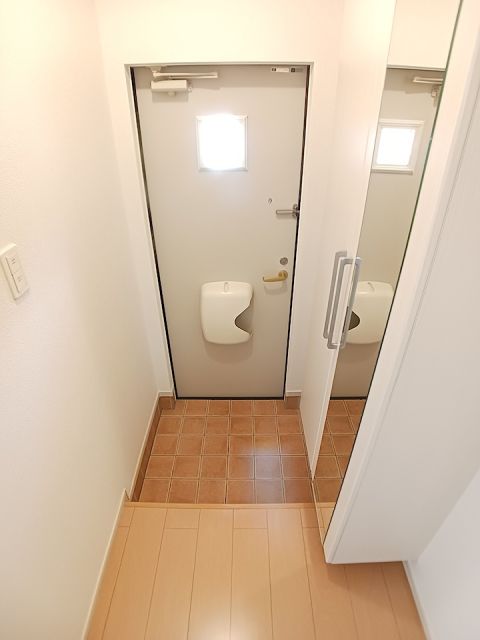 フェリーチェIIの玄関写真