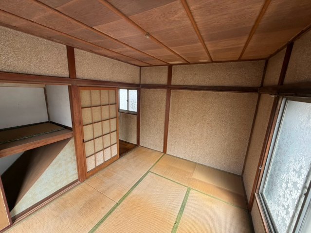 富岡東戸建の居間写真