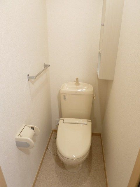 エスポワール梅ノ木 東館のトイレ写真