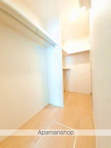 ワイズ ガーデン Iの内装写真
