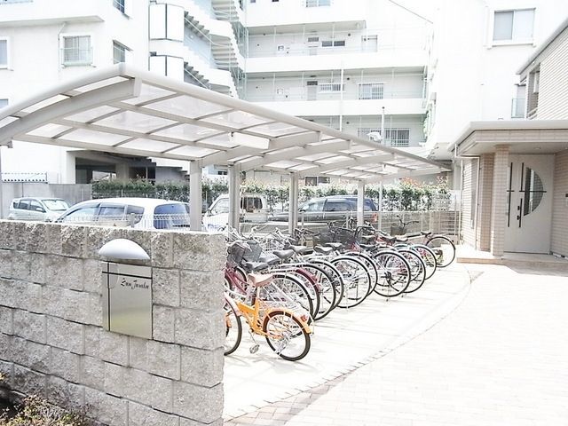 駐車場　★駐輪場★