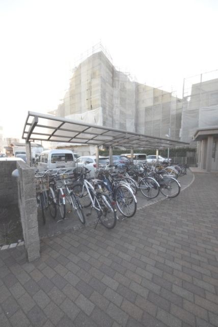 その他共有部分　★屋根付き駐輪場★