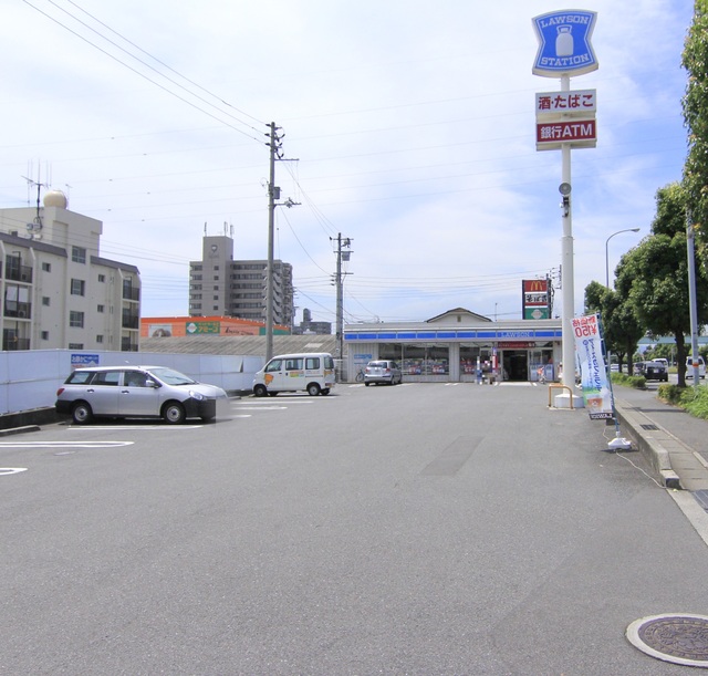 コンビニ　ローソン　松山南江戸店（コンビニ）まで550m