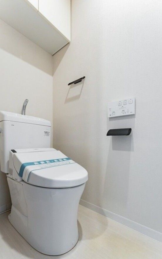 京成押上線 八広駅 徒歩12分 5階建 築5年のトイレ写真