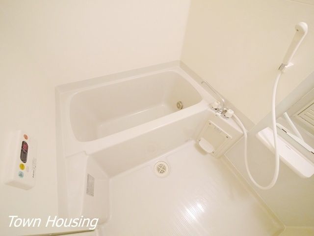バス・シャワールーム　★追い焚き機能付き★