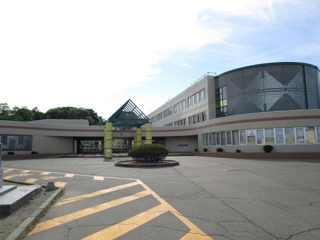 小学校　音更町立音更小学校（小学校）まで1218m
