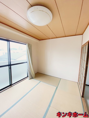 広島電鉄本線 西観音町駅 徒歩10分 3階建 築38年の居間写真