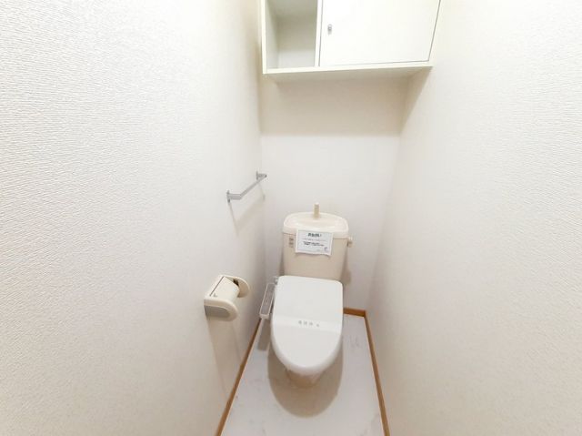 ソレイユ元町II A棟のトイレ写真